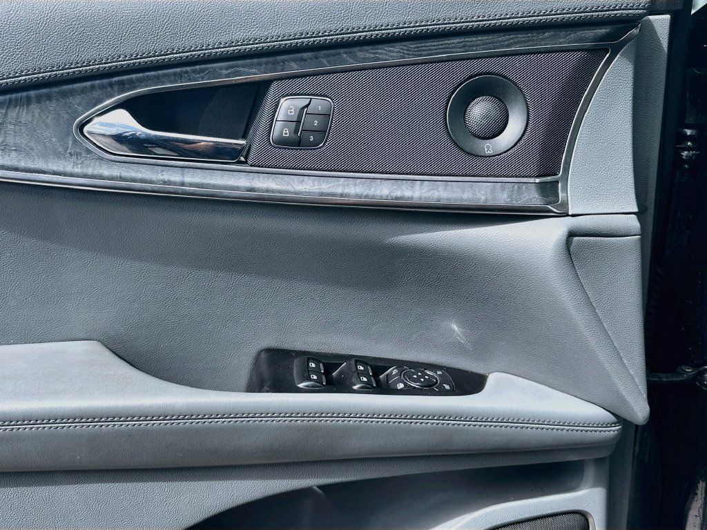 Used 2019 Lincoln Nautilus Reserve AWD/4WD image 18