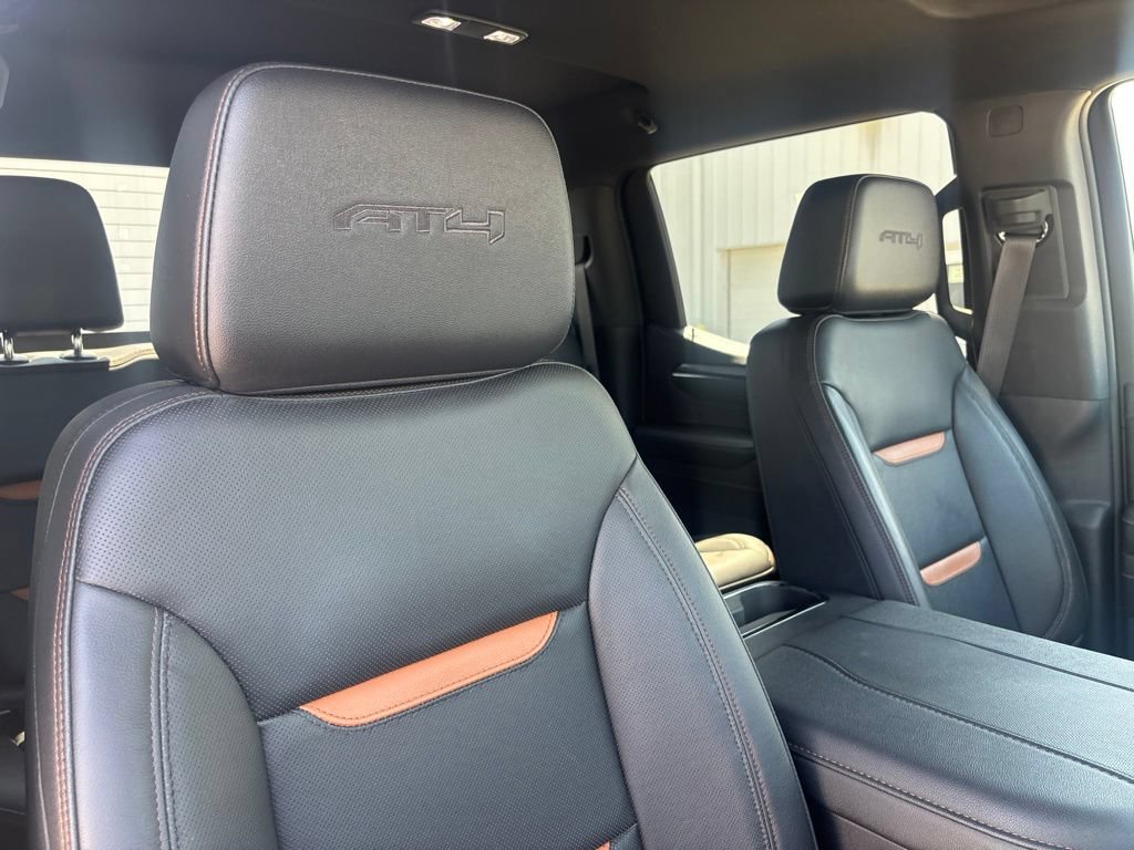 Used 2025 GMC Sierra 1500 AT4 w/ Technology Package AWD/4WD image 27