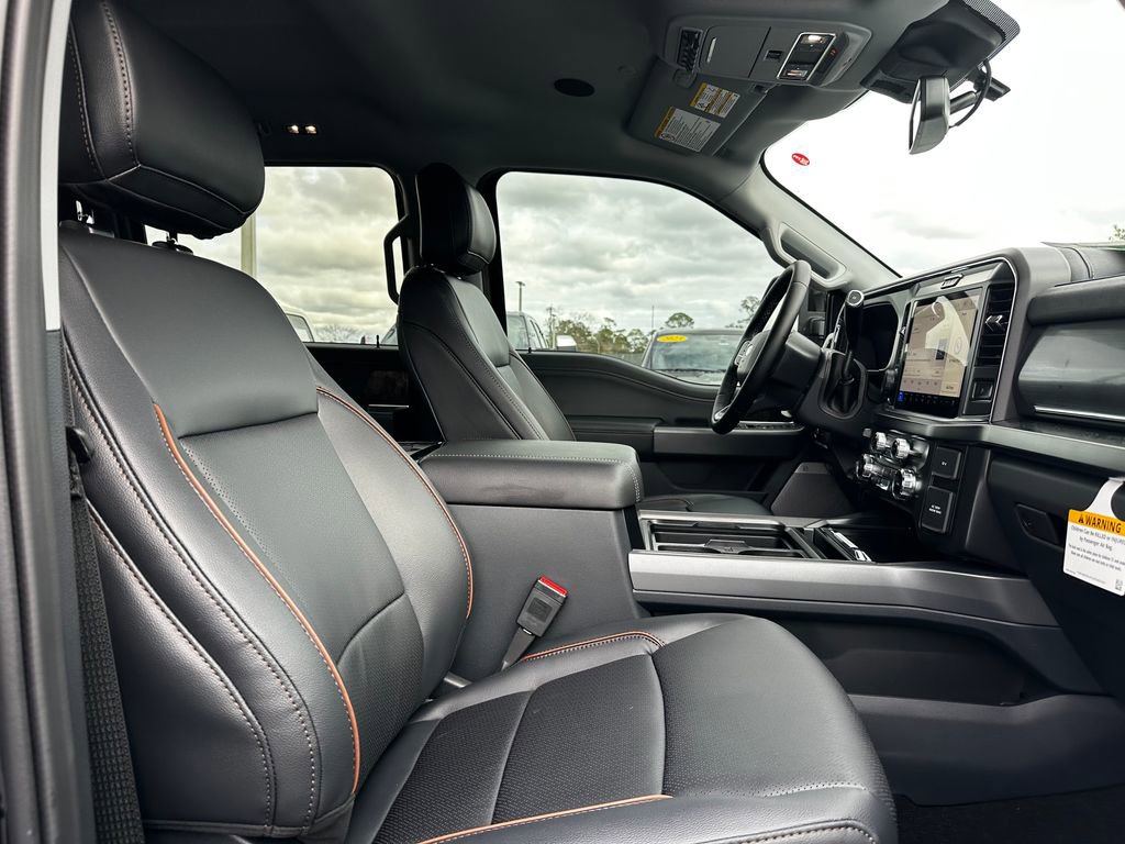 New 2026 Ford F250 Lariat w/ Black Appearance Package image 39