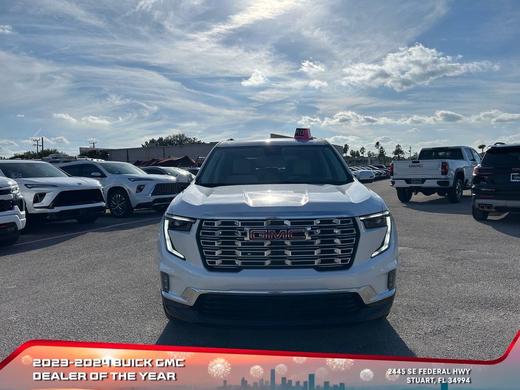 Used 2024 GMC Acadia Denali image 3