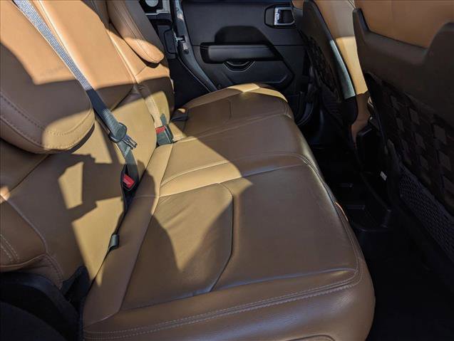 Used 2022 Jeep Wrangler Unlimited Rubicon 4xe w/ Steel Bumper Group image 20