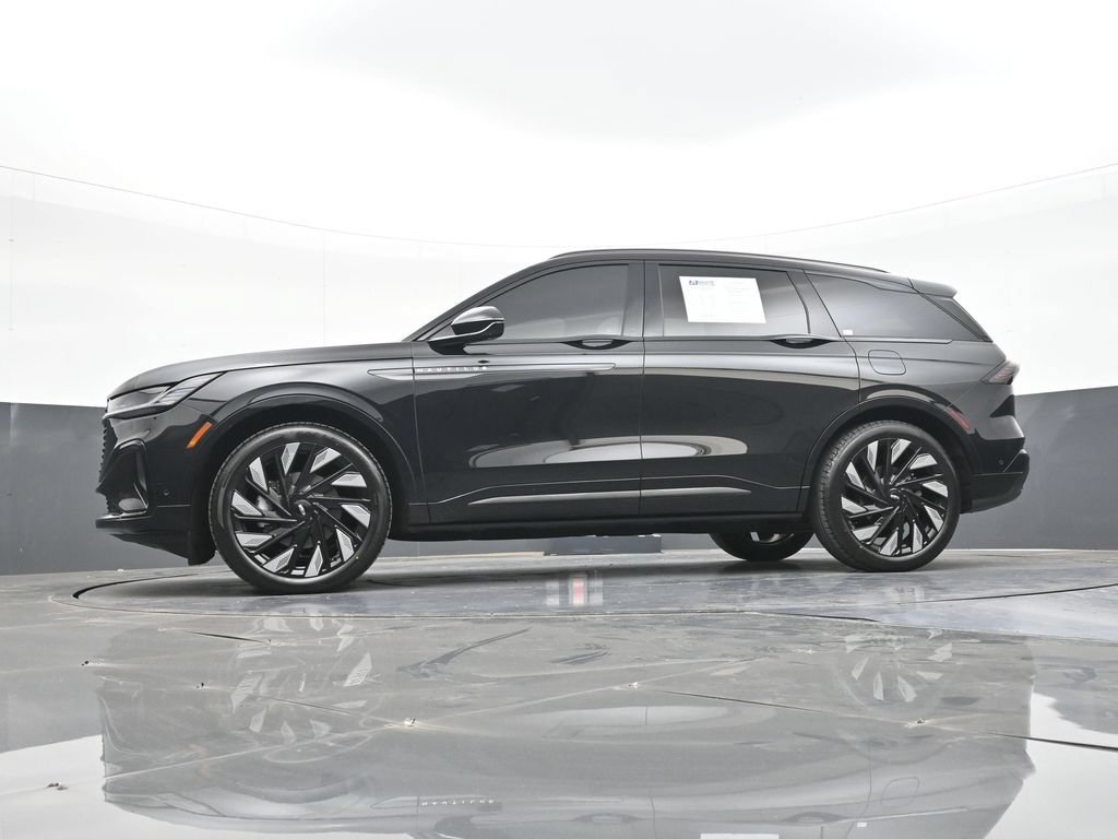 Used 2024 Lincoln Nautilus Reserve w/ Equipment Group 202A AWD/4WD image 57