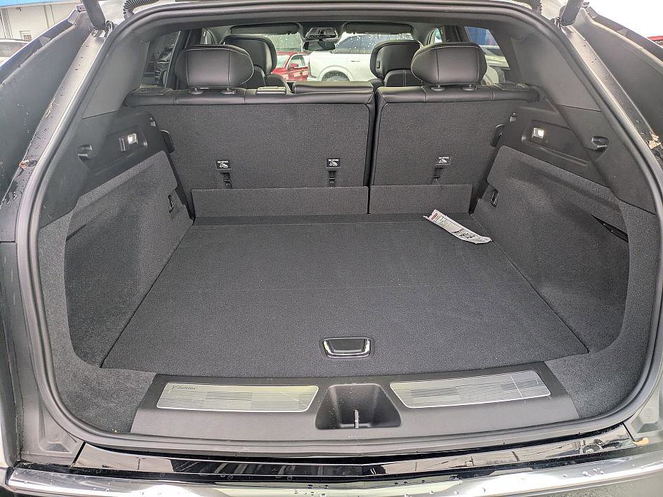 Certified 2025 Cadillac Lyriq Luxury image 24