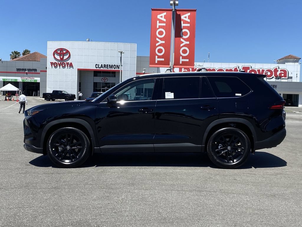 Used 2026 Toyota Grand Highlander AWD image 31
