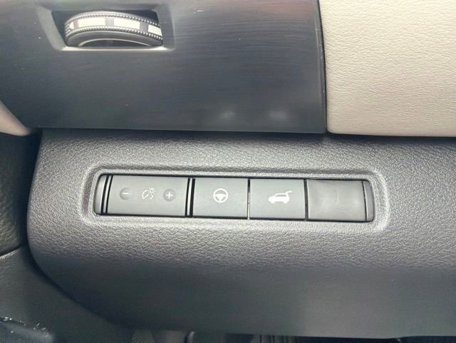 Used 2023 Nissan Pathfinder SL FWD image 25