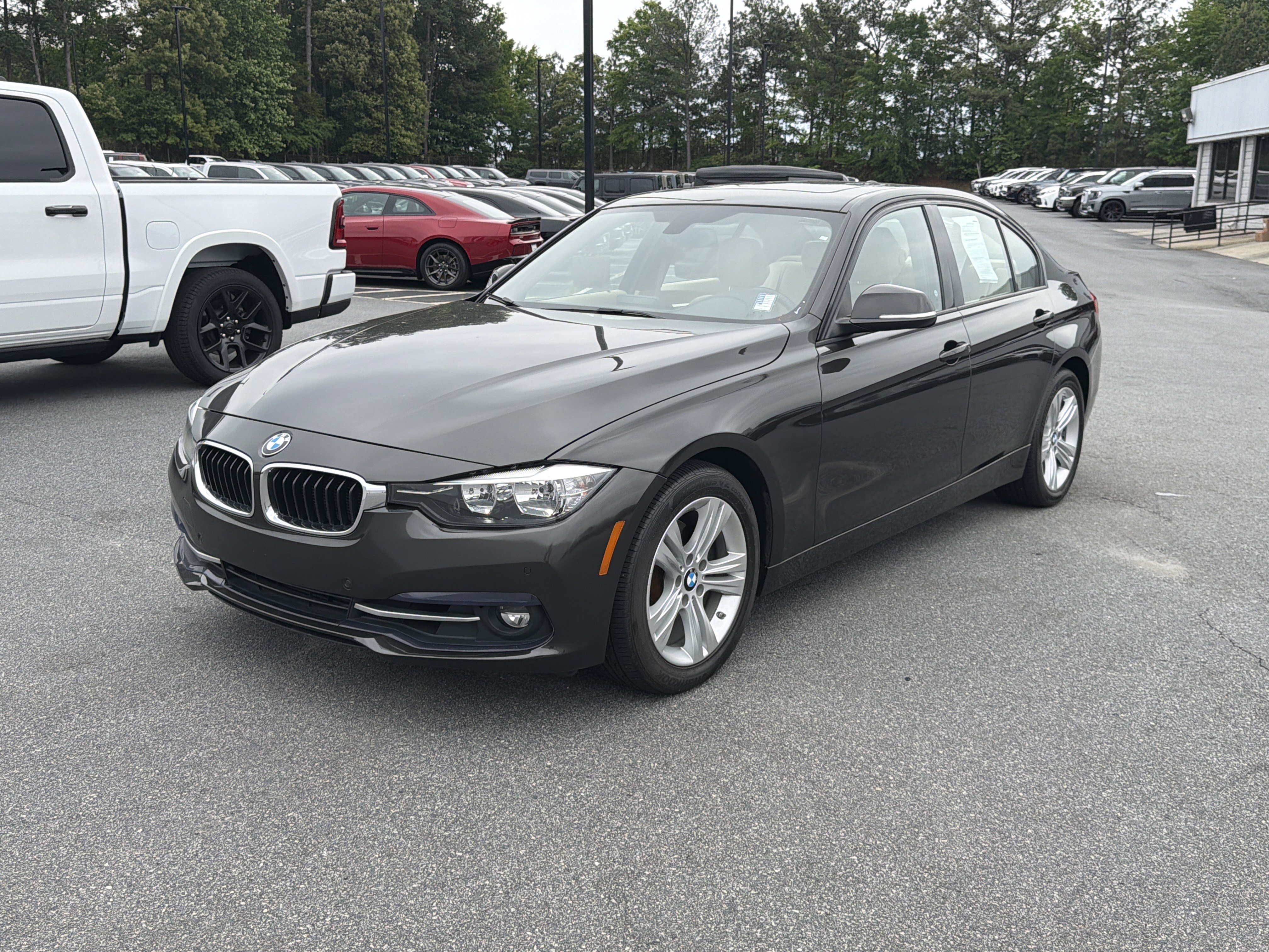 Used 2016 BMW 328i Sedan RWD image 3