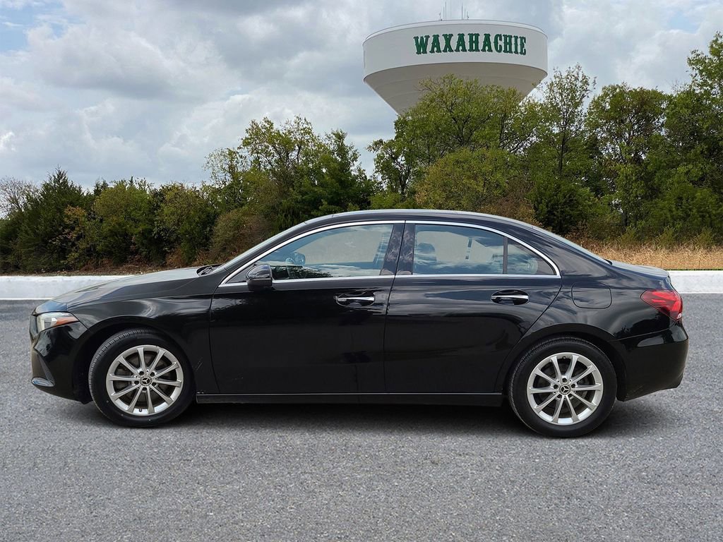 Used 2021 Mercedes-Benz A 220 4MATIC w/ Premium Package image 3