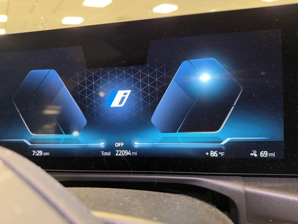 Certified 2023 BMW i4 eDrive35 w/ Premium Package RWD image 8