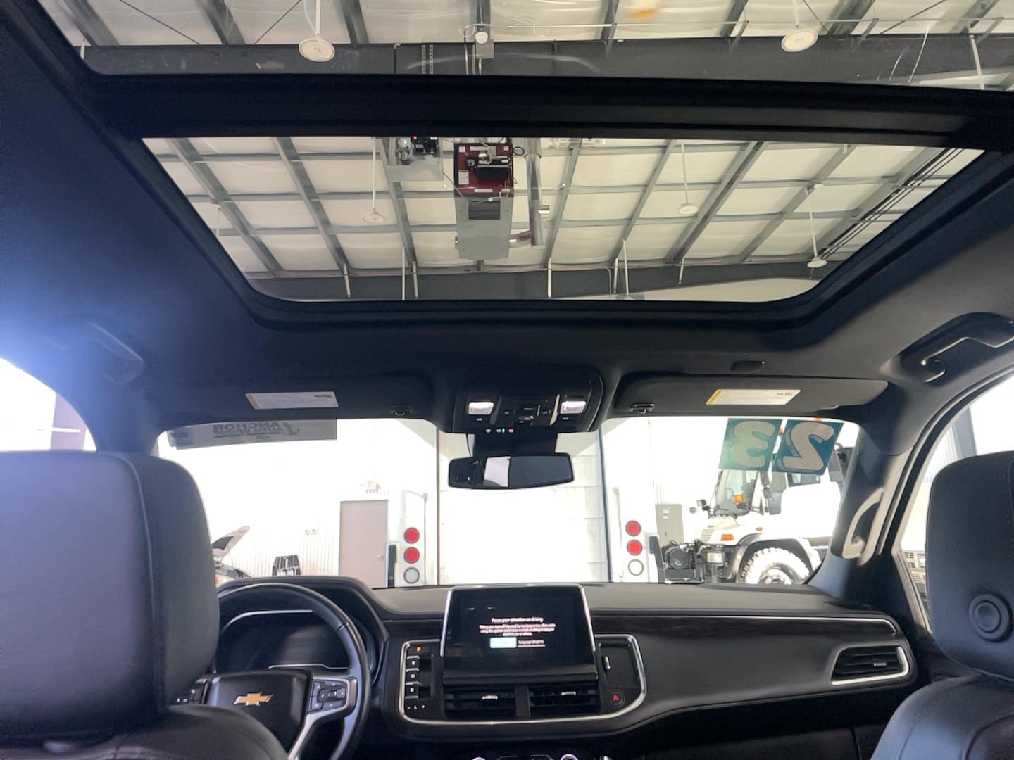 Used 2023 Chevrolet Tahoe LT w/ LT Signature Plus Package AWD/4WD image 7