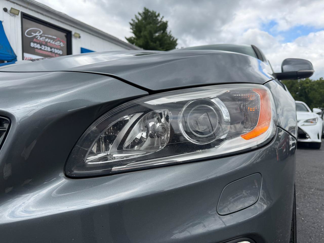 Used 2018 Volvo S60 T5 Dynamic w/ Protection Package AWD/4WD image 23
