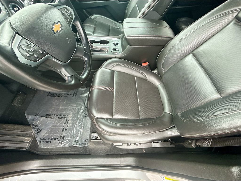 Used 2023 Chevrolet Traverse RS image 20