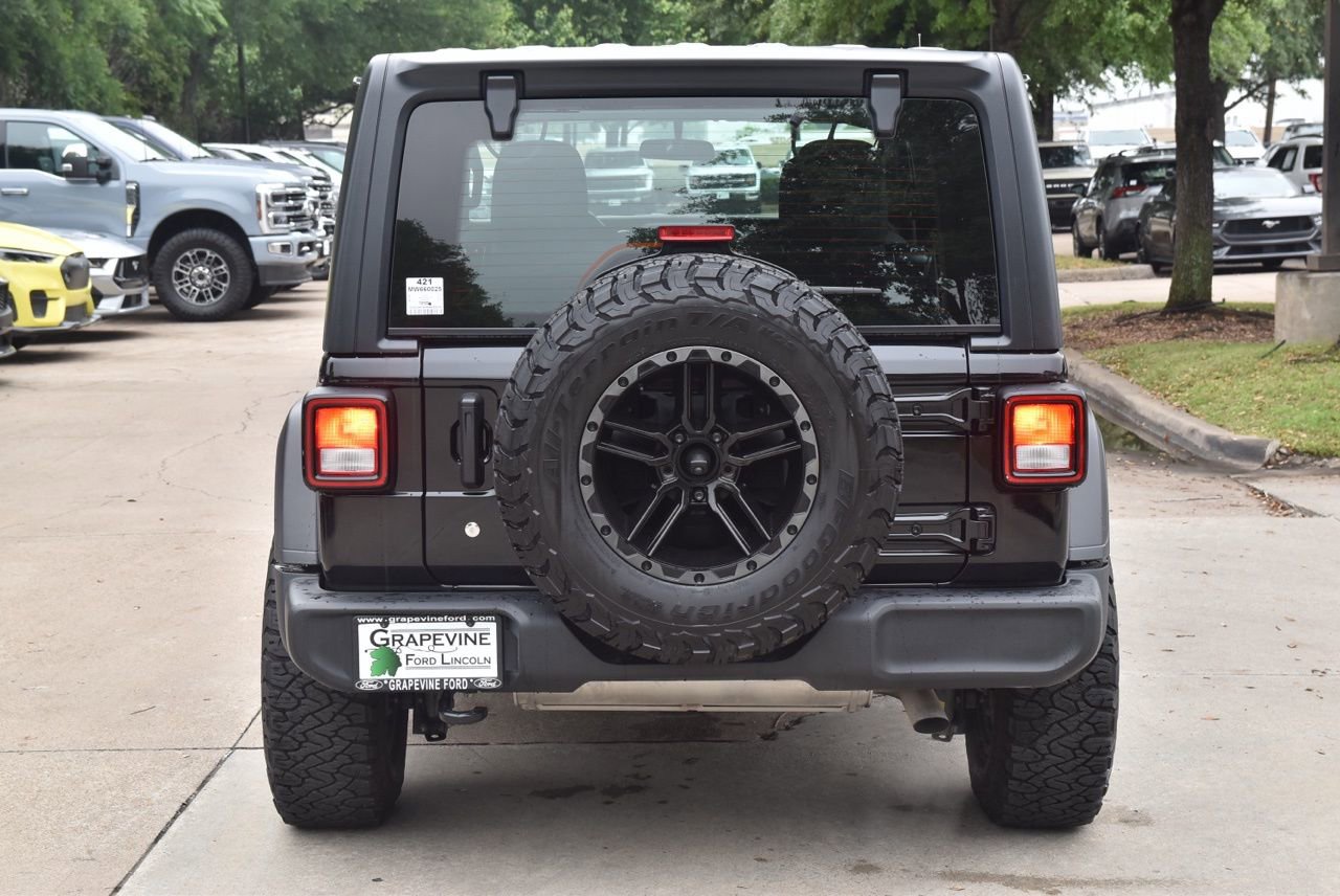 Used 2021 Jeep Wrangler Unlimited Sport AWD/4WD image 9