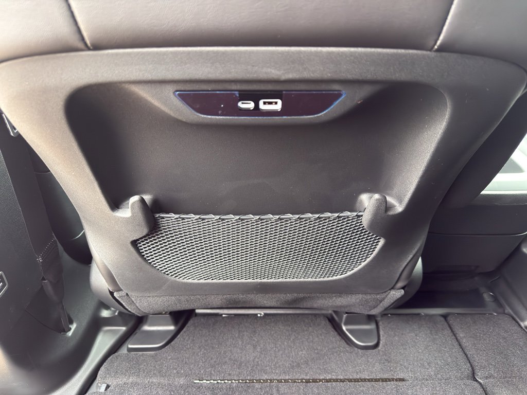 New 2026 Chrysler Pacifica Select FWD image 32