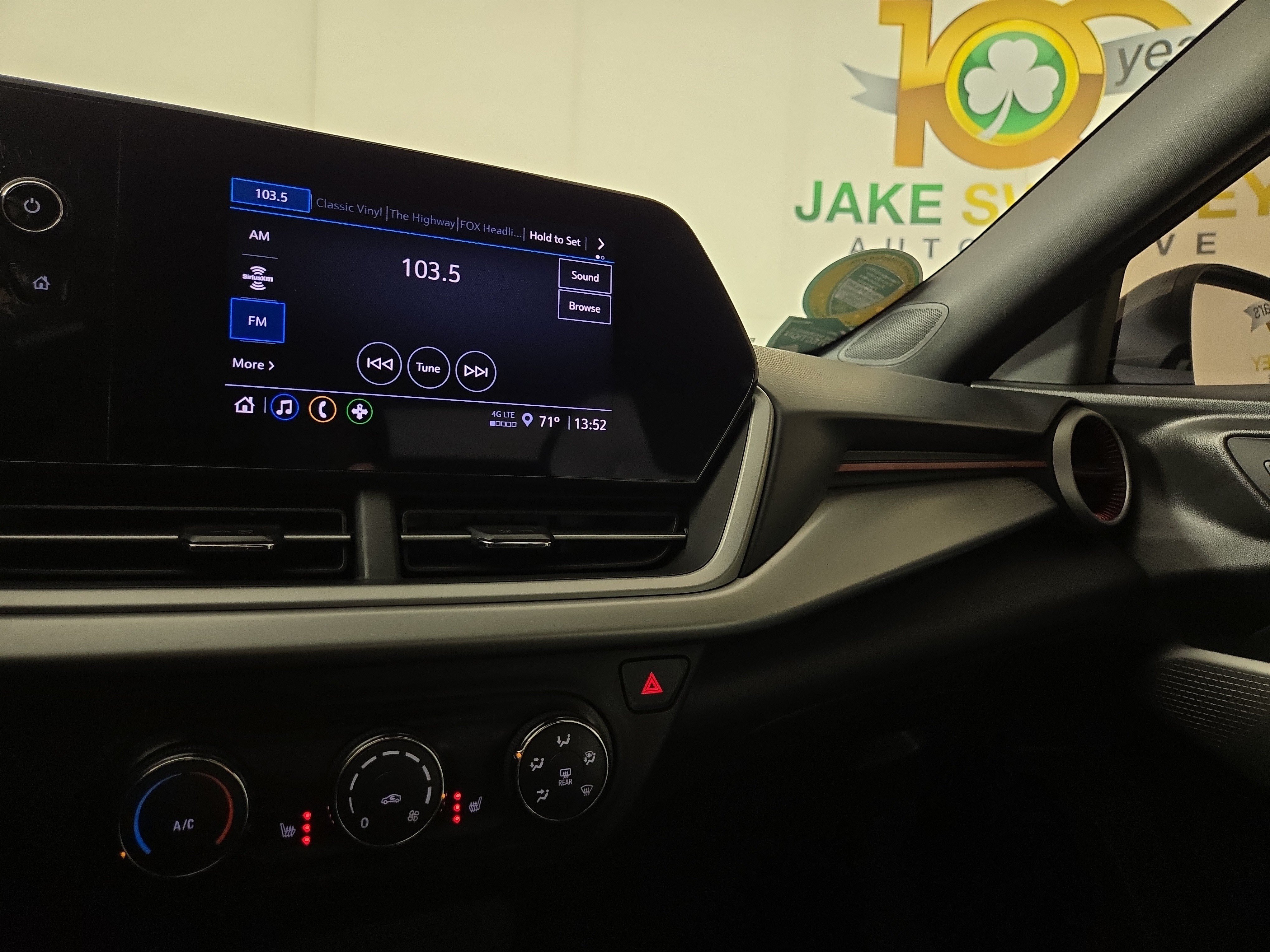 Certified 2024 Chevrolet Trax RS w/ Driver Confidence Package FWD image 21