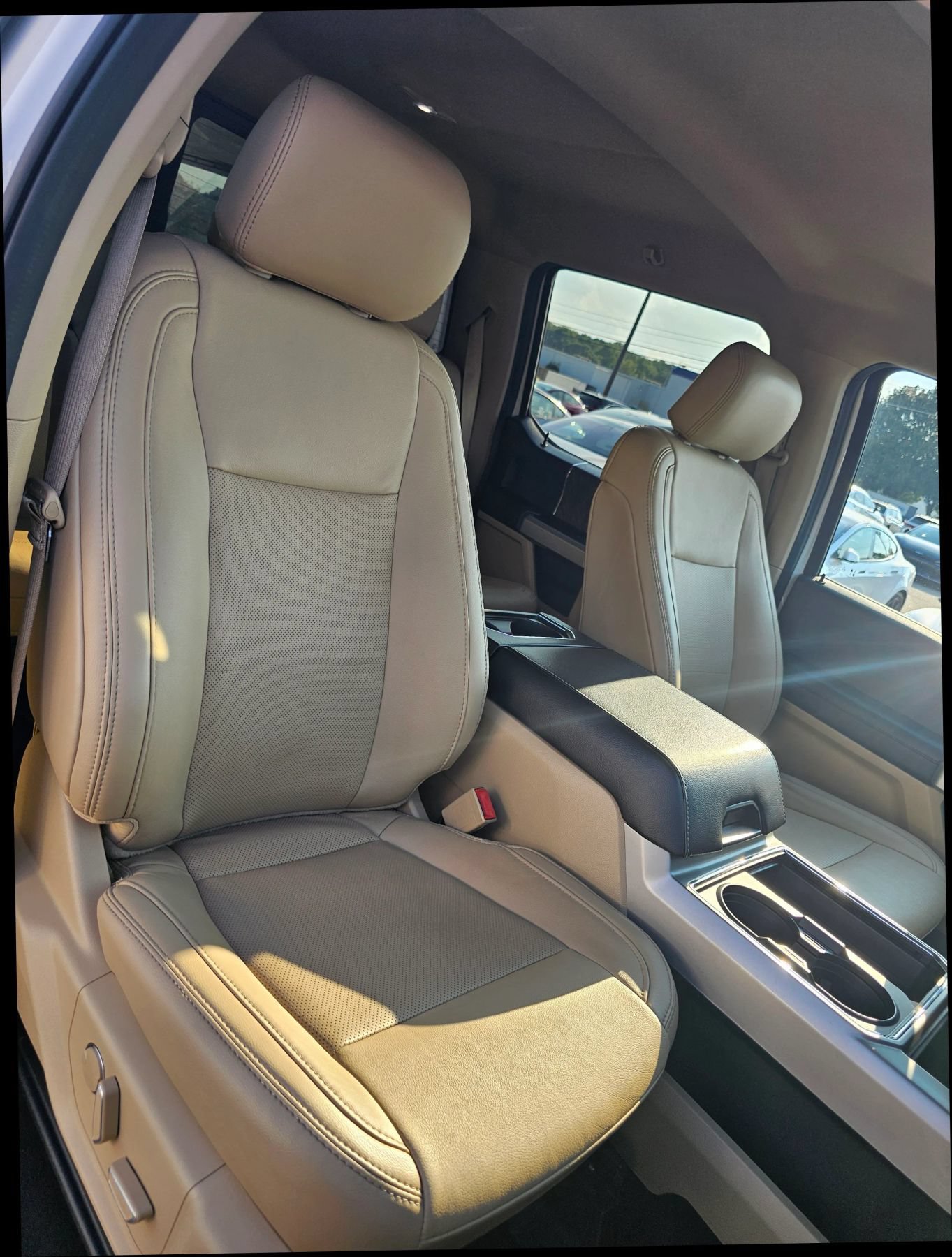 Used 2019 Ford F250 Lariat w/ Chrome Package AWD/4WD image 27