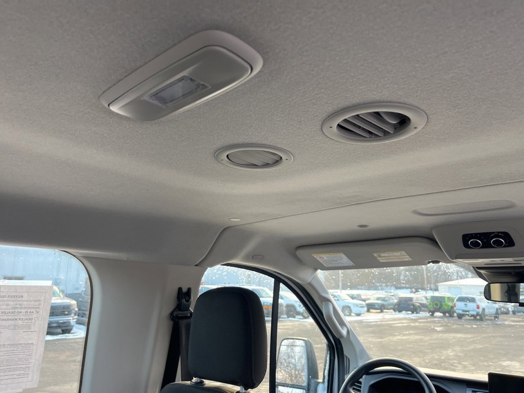 Used 2024 Ford Transit 350 XLT image 14