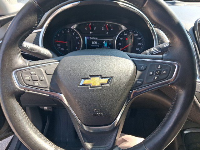 Used 2017 Chevrolet Malibu LT FWD image 11