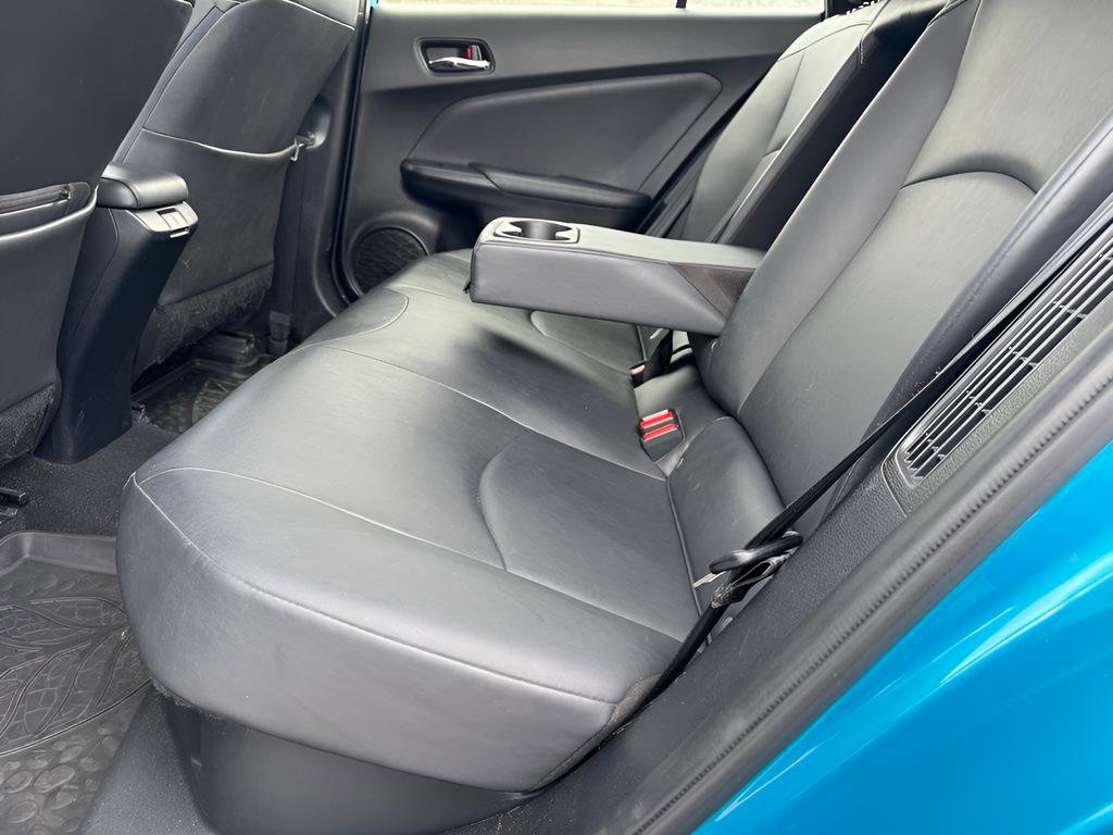 Used 2020 Toyota Prius Prime Limited image 15