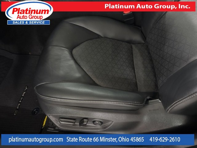 Used 2021 Toyota Camry XSE w/ Carpet Mat Package (TMS) image 11