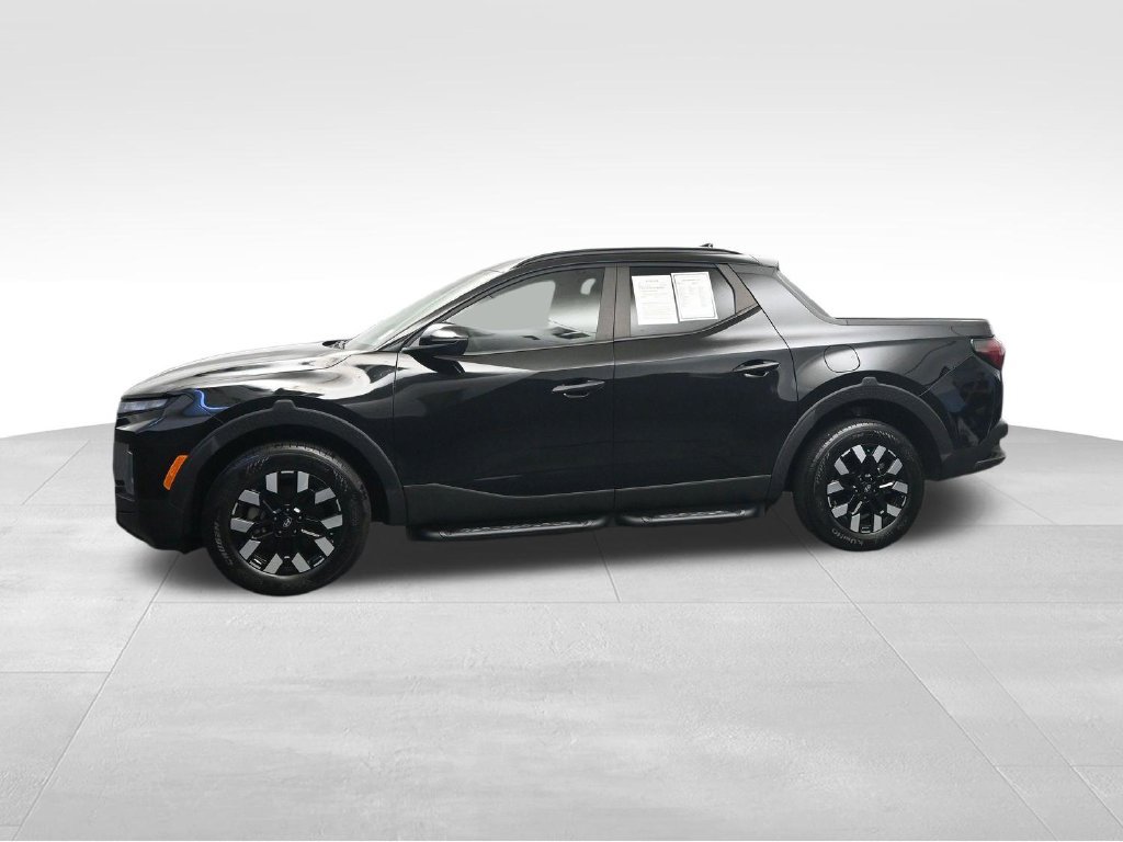 Used 2025 Hyundai Santa Cruz SEL FWD image 2