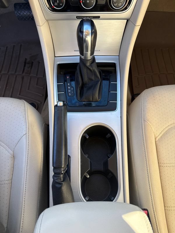Used 2013 Volkswagen Passat 2.5 SE FWD image 20