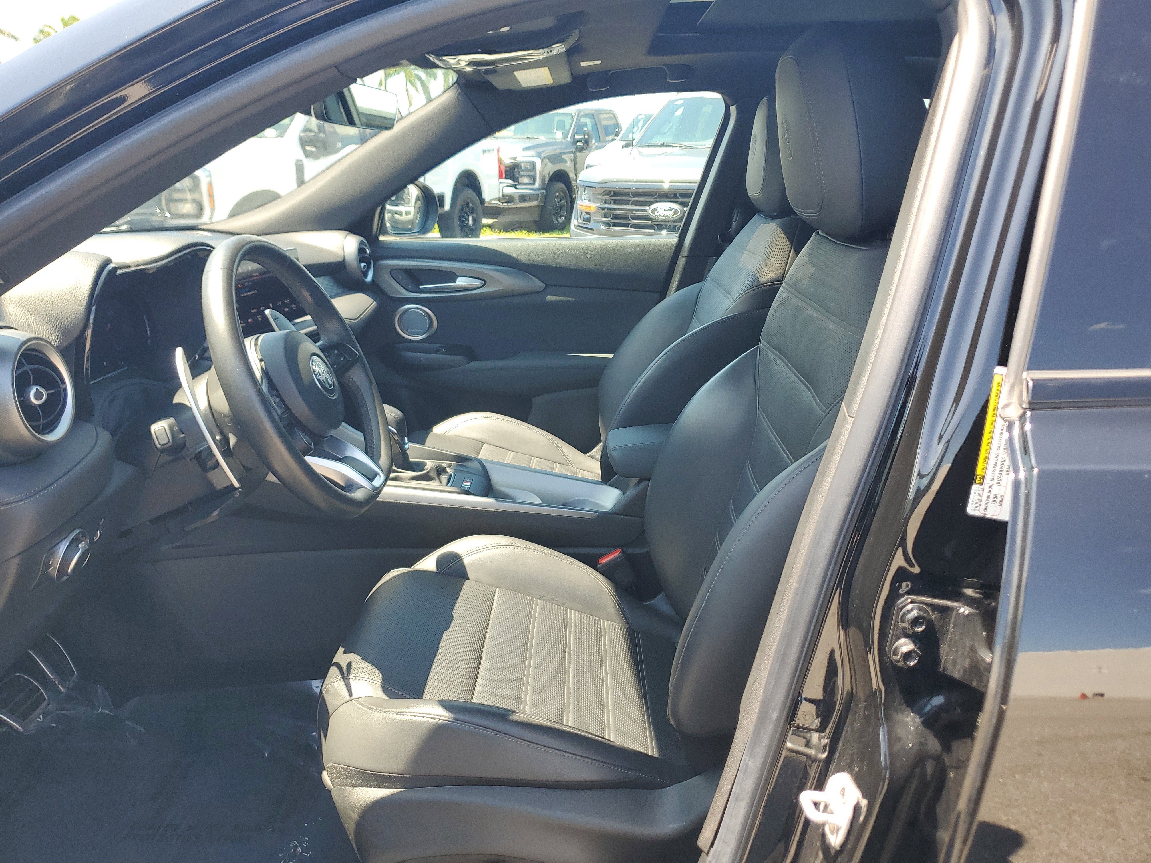 Used 2024 Alfa Romeo Tonale Veloce AWD/4WD image 18