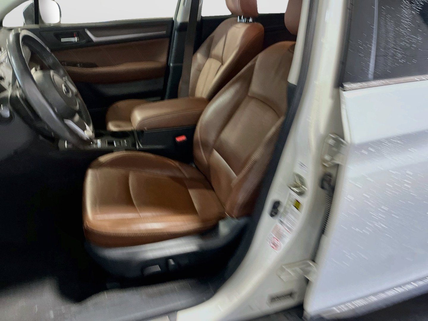 Used 2019 Subaru Outback 3.6R Touring w/ Popular Package #3A AWD/4WD image 21