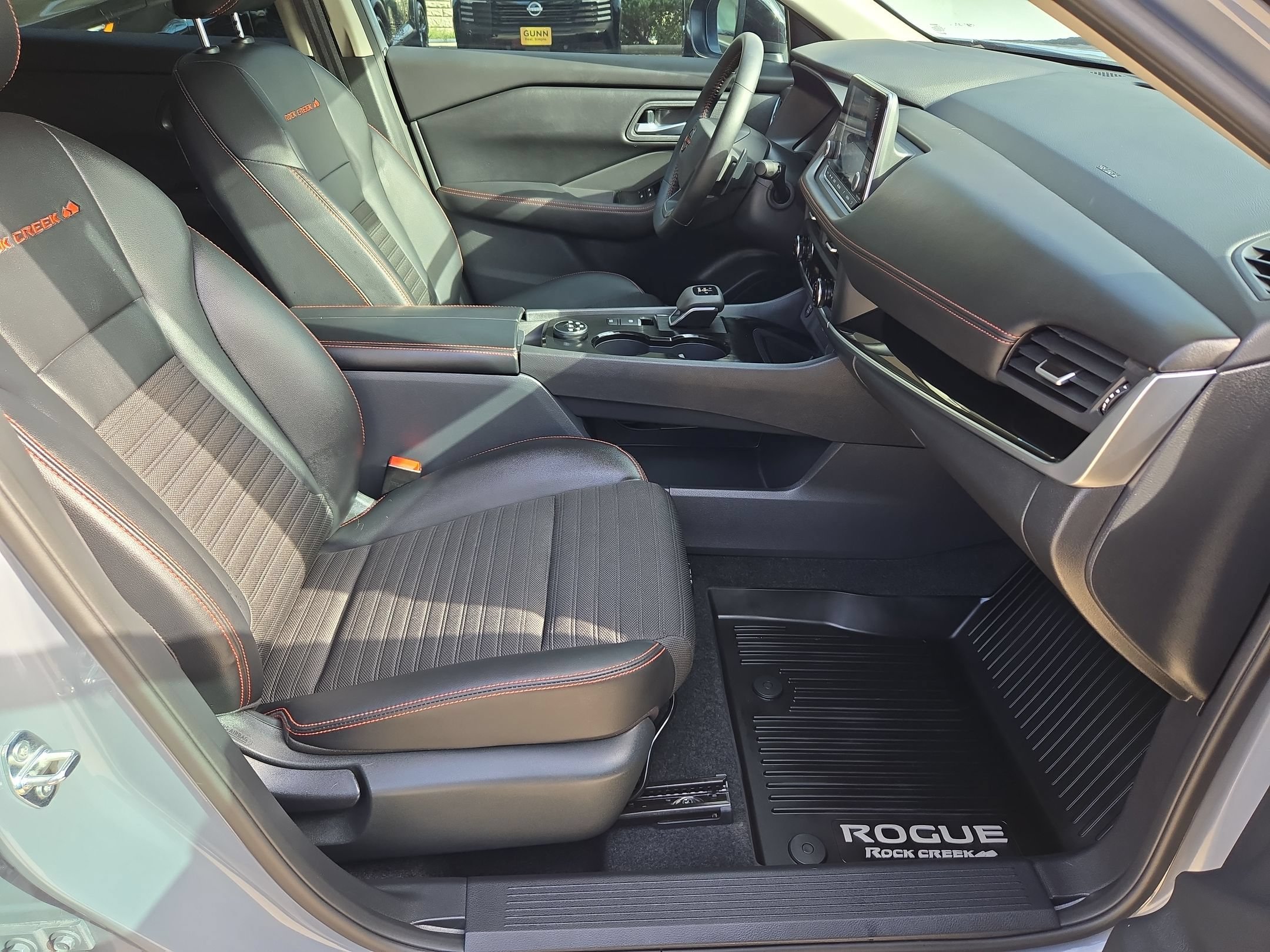 Certified 2026 Nissan Rogue SV AWD/4WD image 28