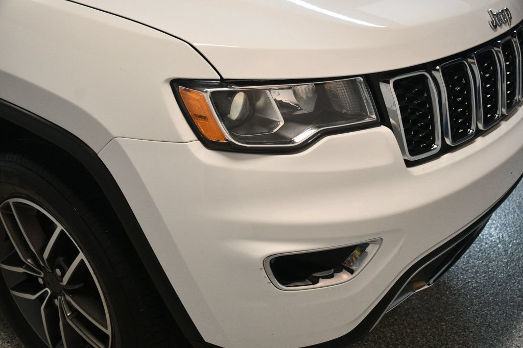 Used 2022 Jeep Grand Cherokee Limited AWD/4WD image 10