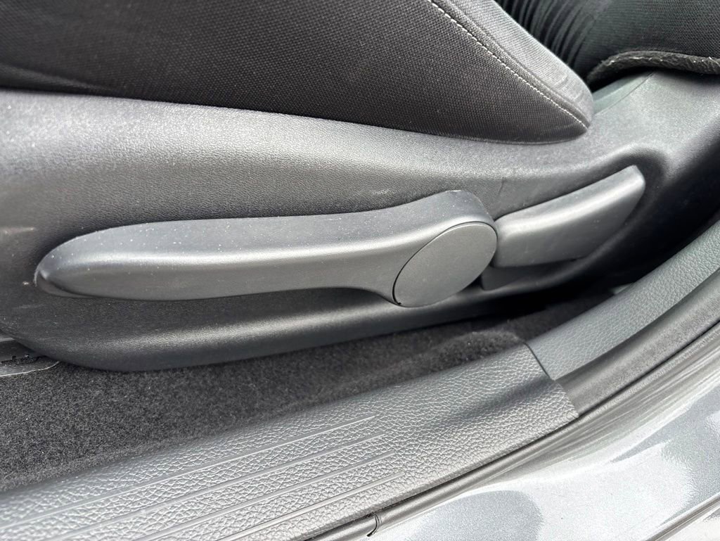 Used 2018 Nissan Sentra SV FWD image 12