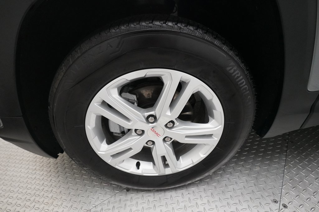 Used 2024 GMC Terrain SLE image 26