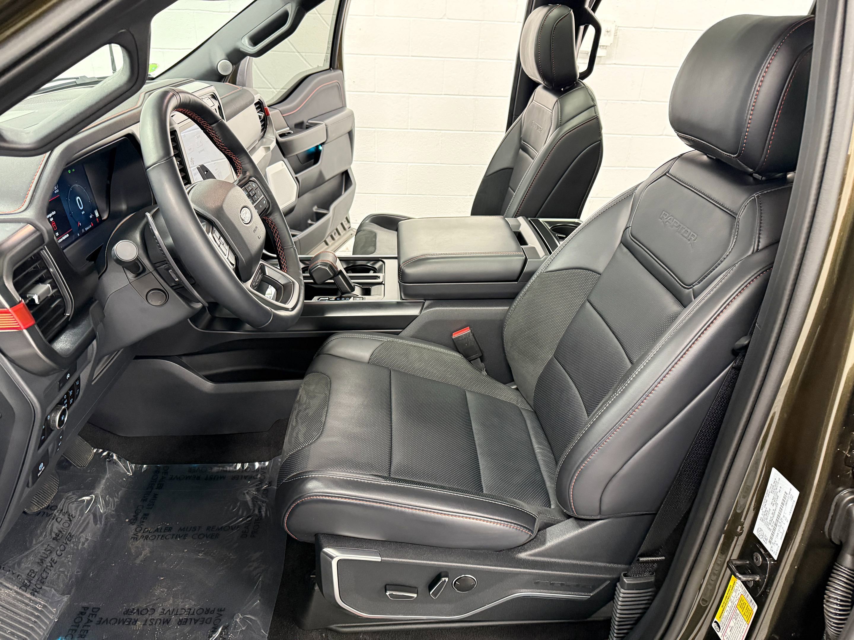 Used 2025 Ford F150 Raptor AWD/4WD image 16