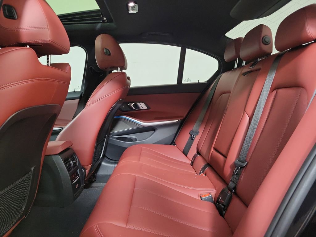 Used 2023 BMW M340i RWD image 23