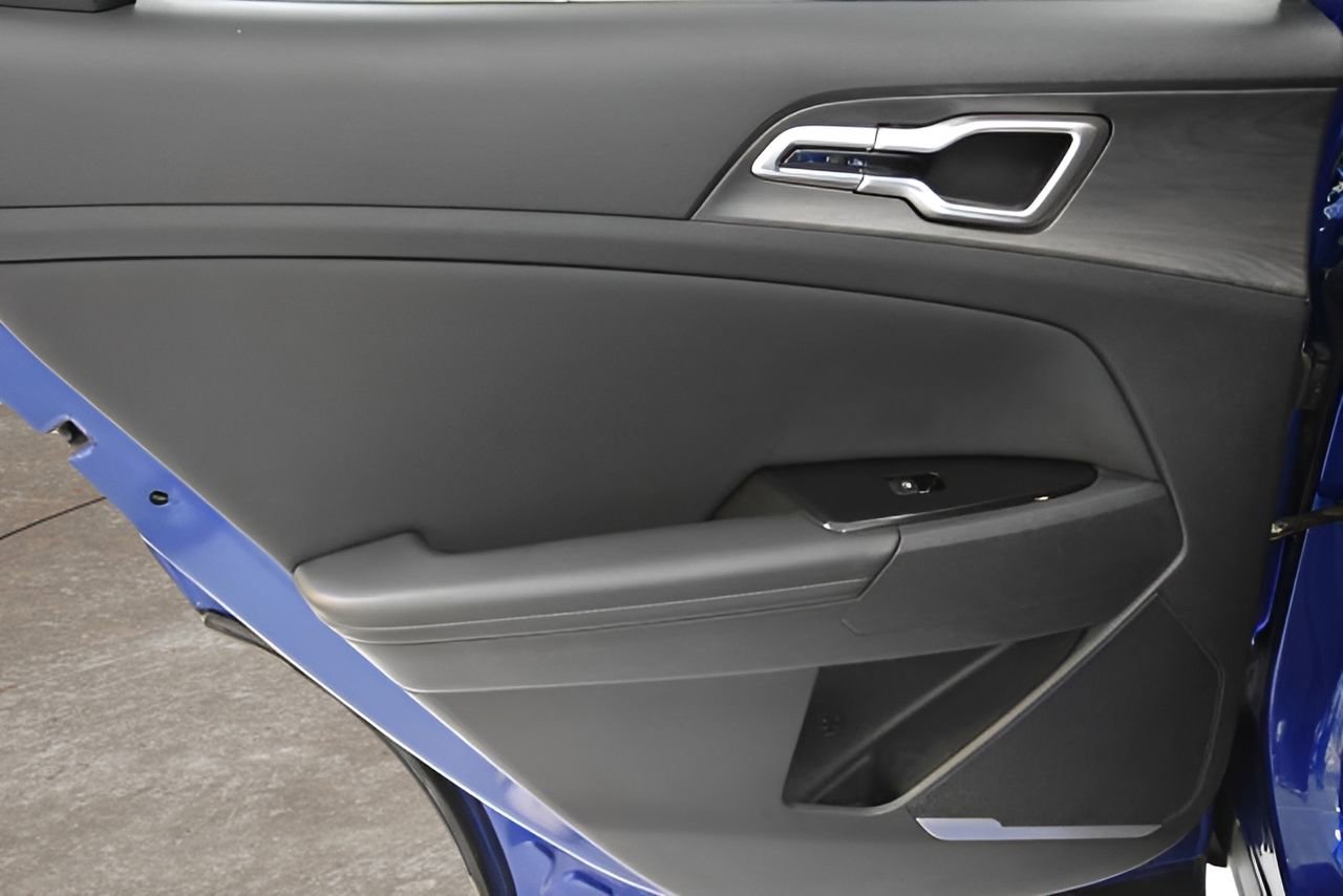 Used 2024 Kia Sportage X-Line image 13