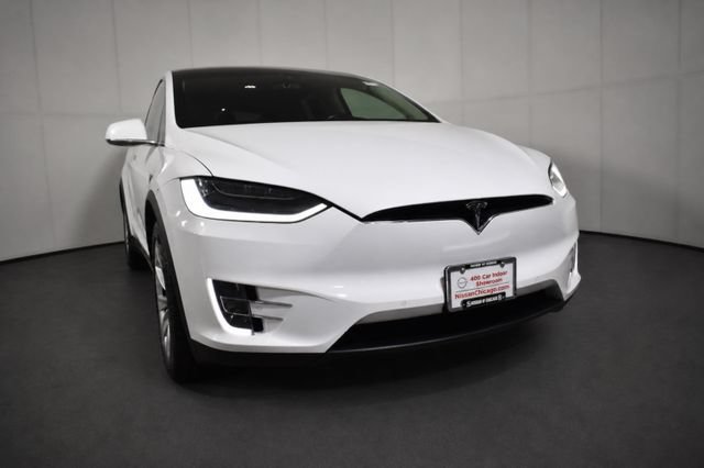 Used 2016 Tesla Model X 90D AWD/4WD image 3