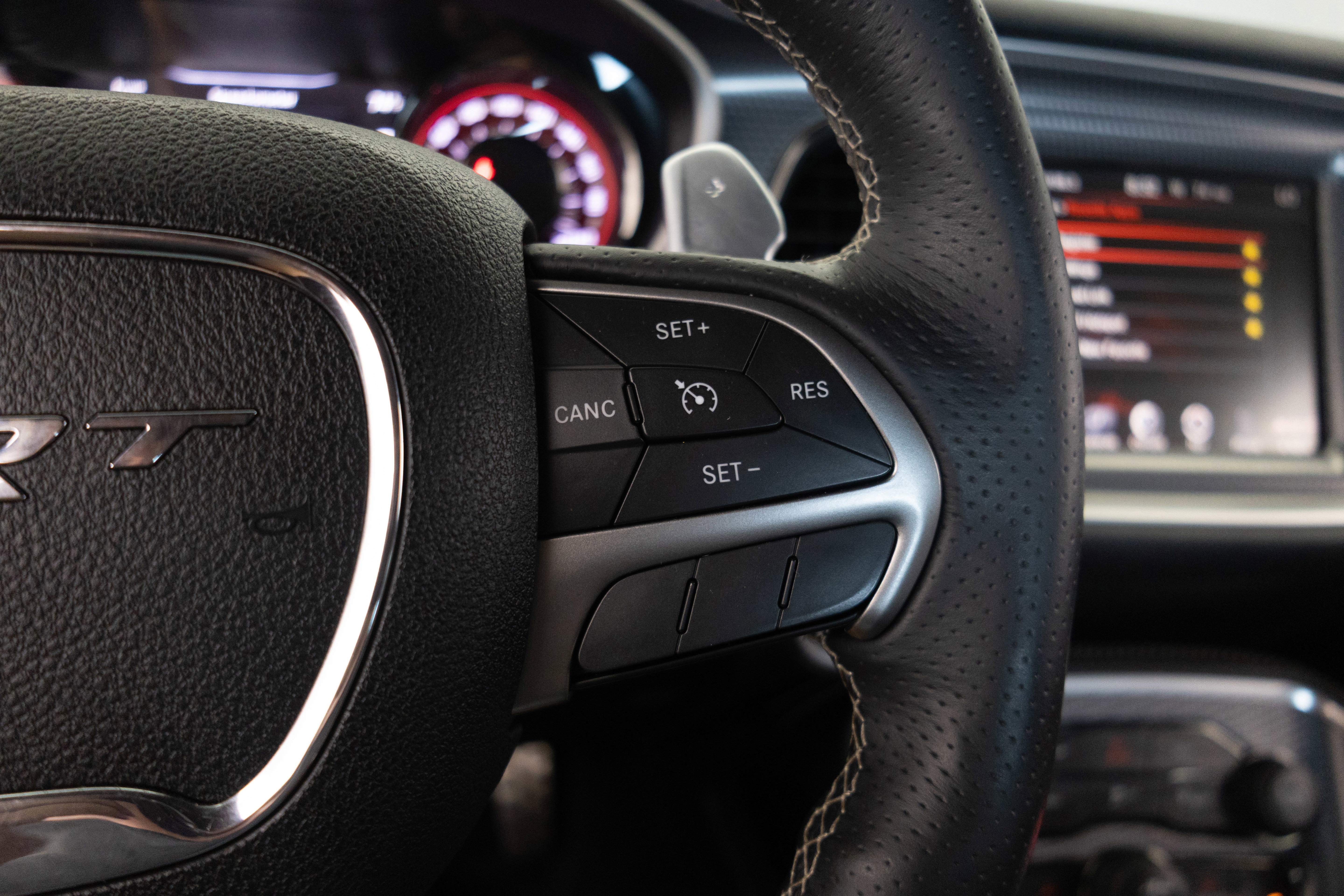 Used 2015 Dodge Challenger SRT Hellcat image 52