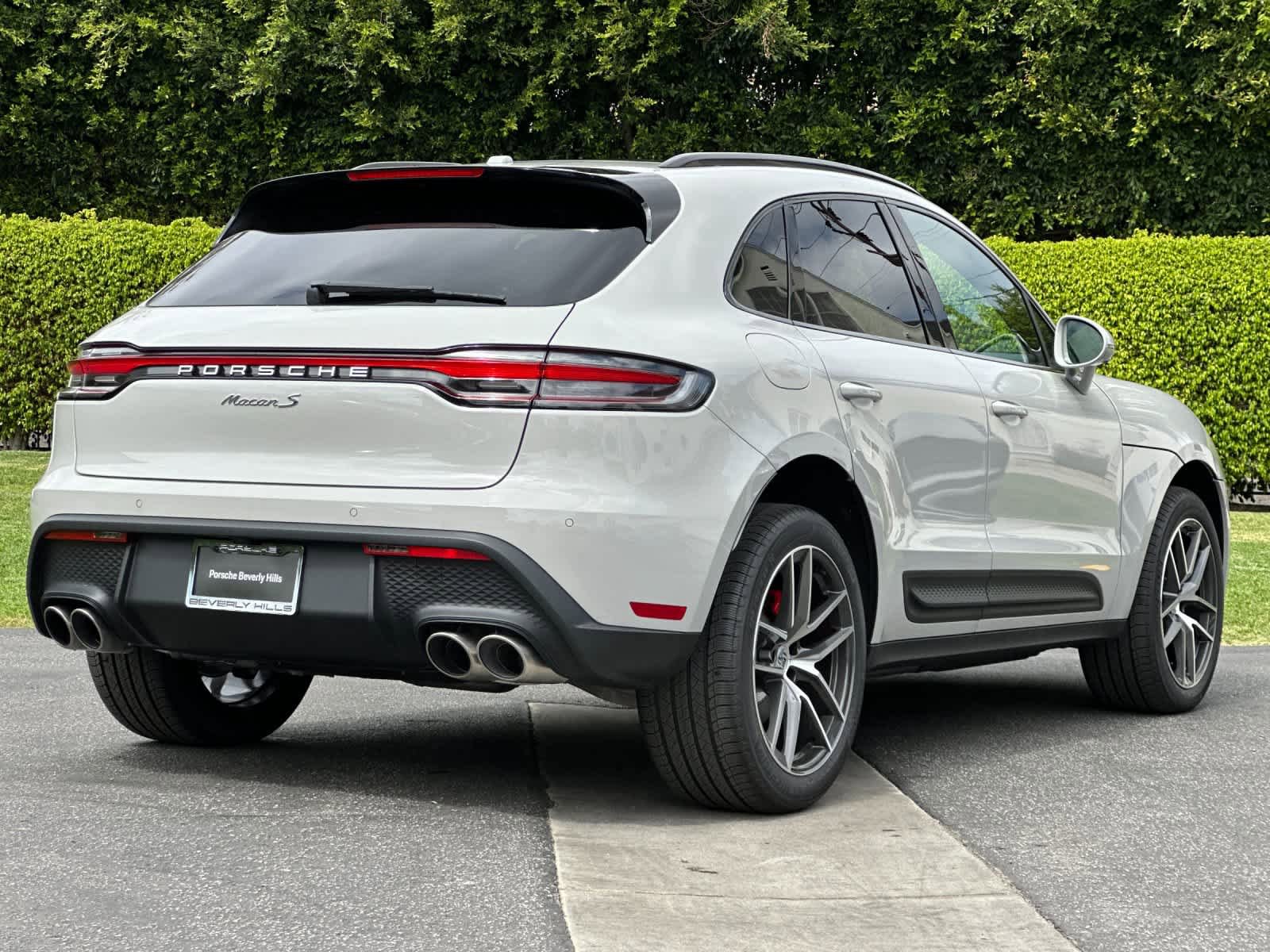 New 2026 Porsche Macan S AWD/4WD image 8