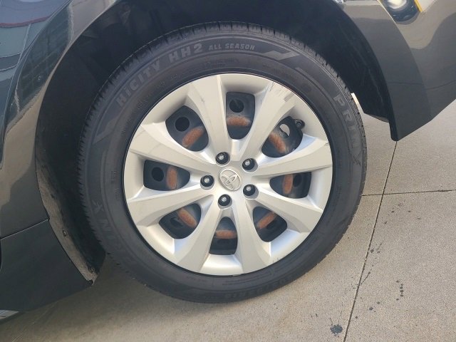 Used 2022 Toyota Corolla LE image 11