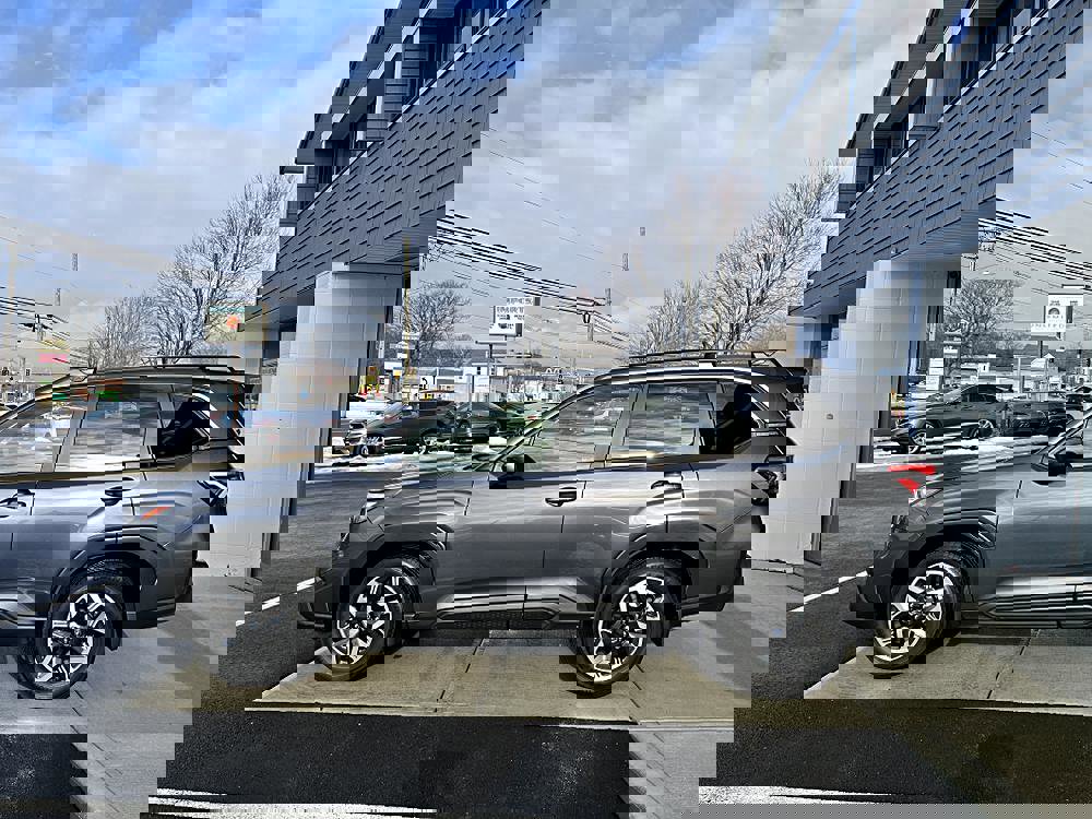 Used 2025 Subaru Forester Premium image 13