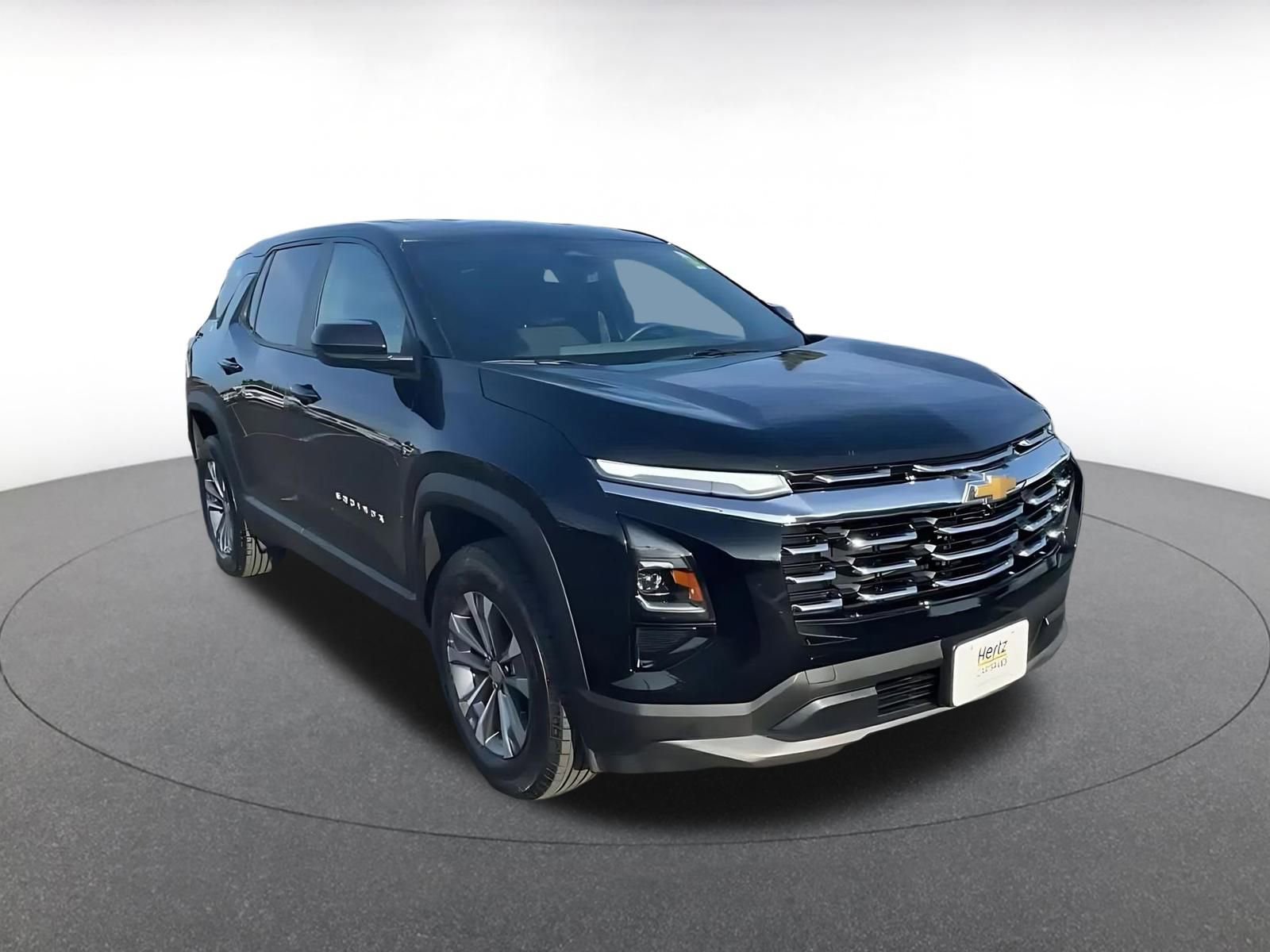 Used 2025 Chevrolet Equinox LT image 3