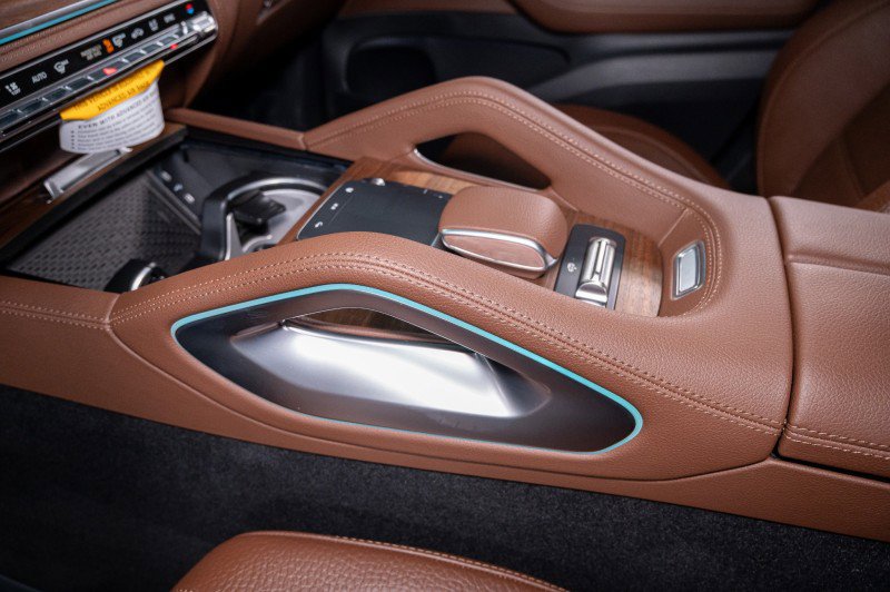 New 2026 Mercedes-Benz GLS 580 4MATIC image 21