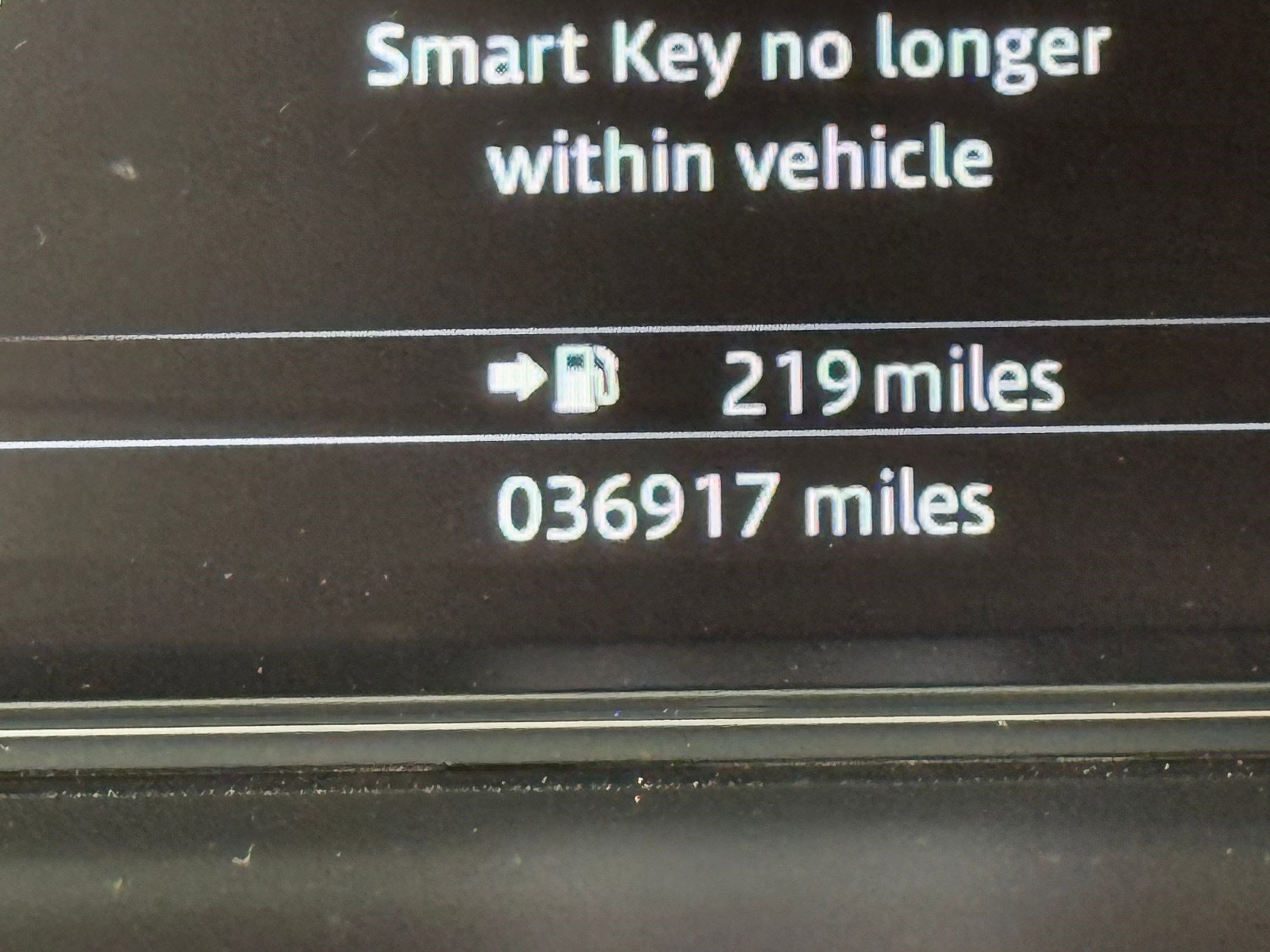 Used 2020 Jaguar E-PACE Checkered Flag image 25