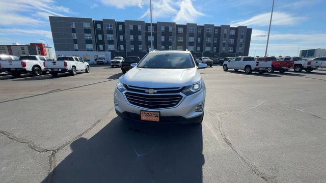 Used 2021 Chevrolet Equinox Premier image 3