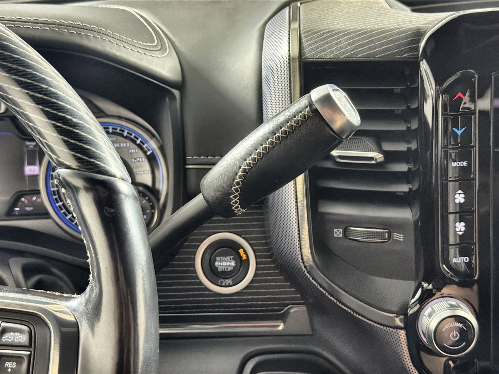 Used 2019 RAM 2500 Limited image 22