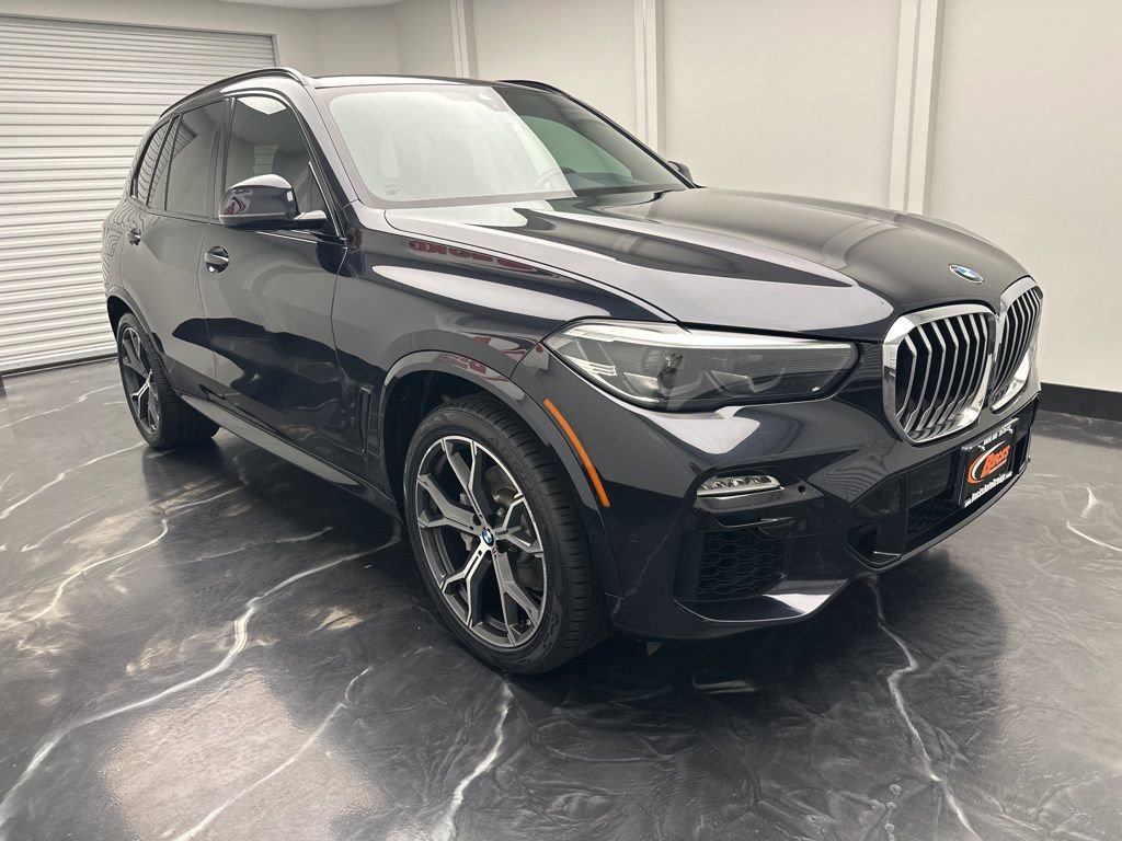Used 2020 BMW X5 xDrive40i w/ M Sport Package image 2