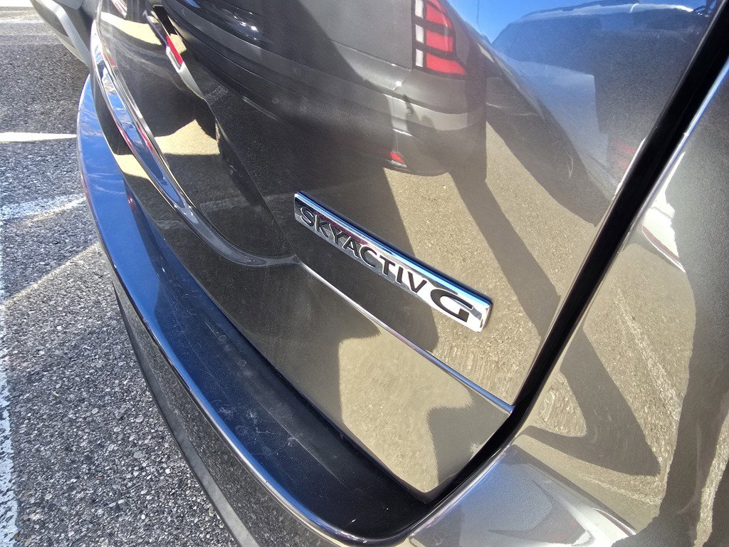 Used 2020 MAZDA CX-5 Touring image 10