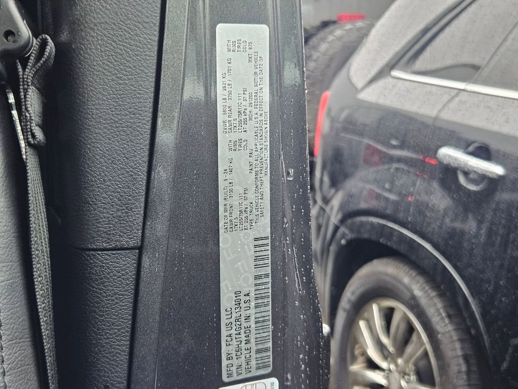 Certified 2024 Jeep Gladiator Willys image 37