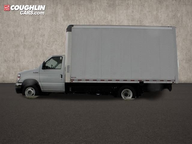 New 2025 Ford E-350 and Econoline 350 Super Duty w/ Power Equipment Group image 6