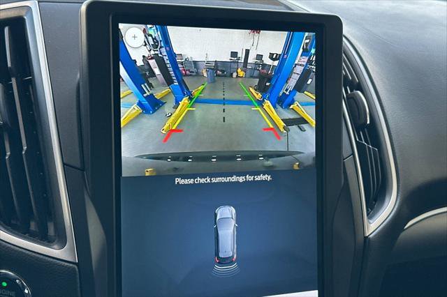 Used 2021 Ford Edge SEL image 19