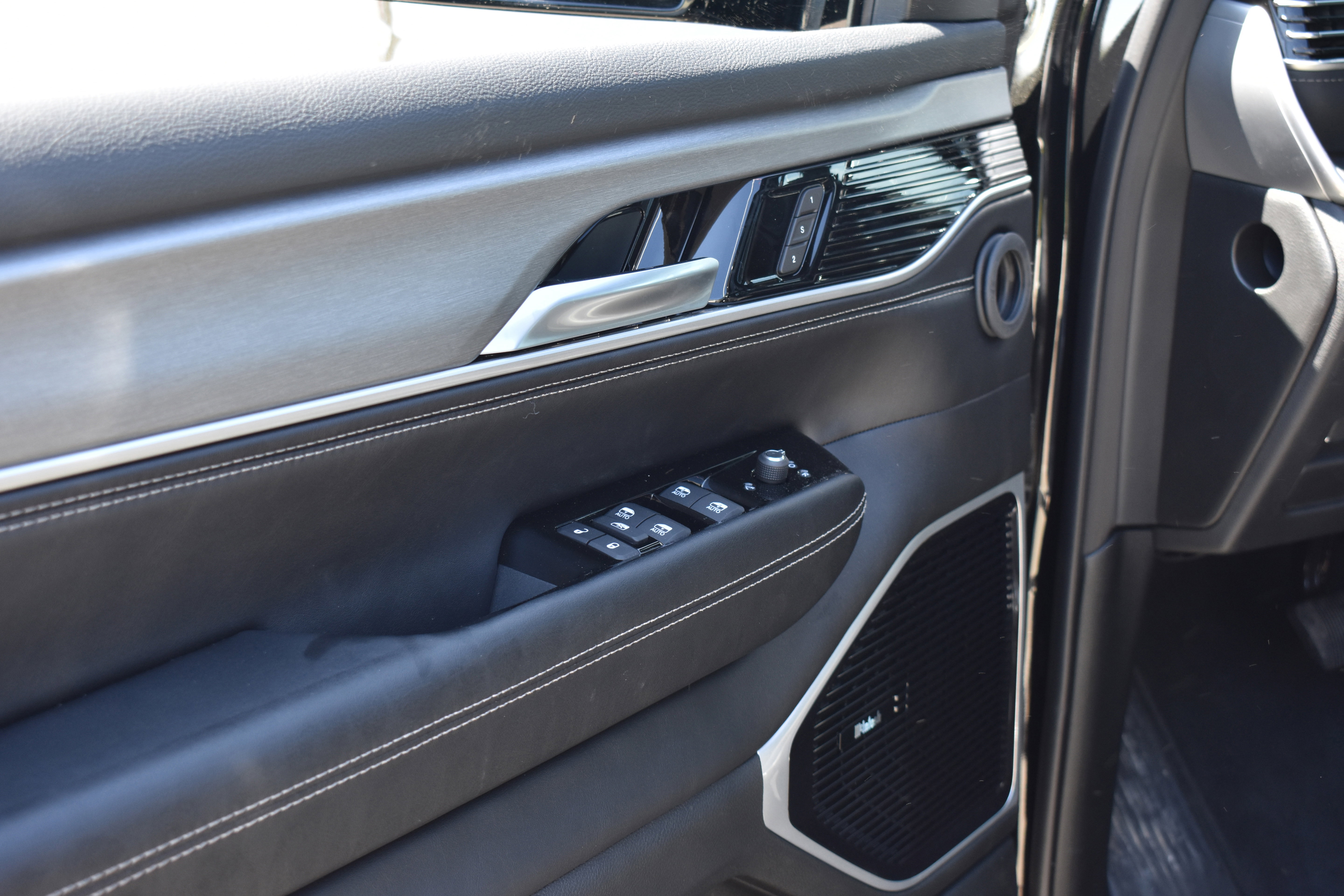 New 2026 Jeep Grand Wagoneer Limited image 25